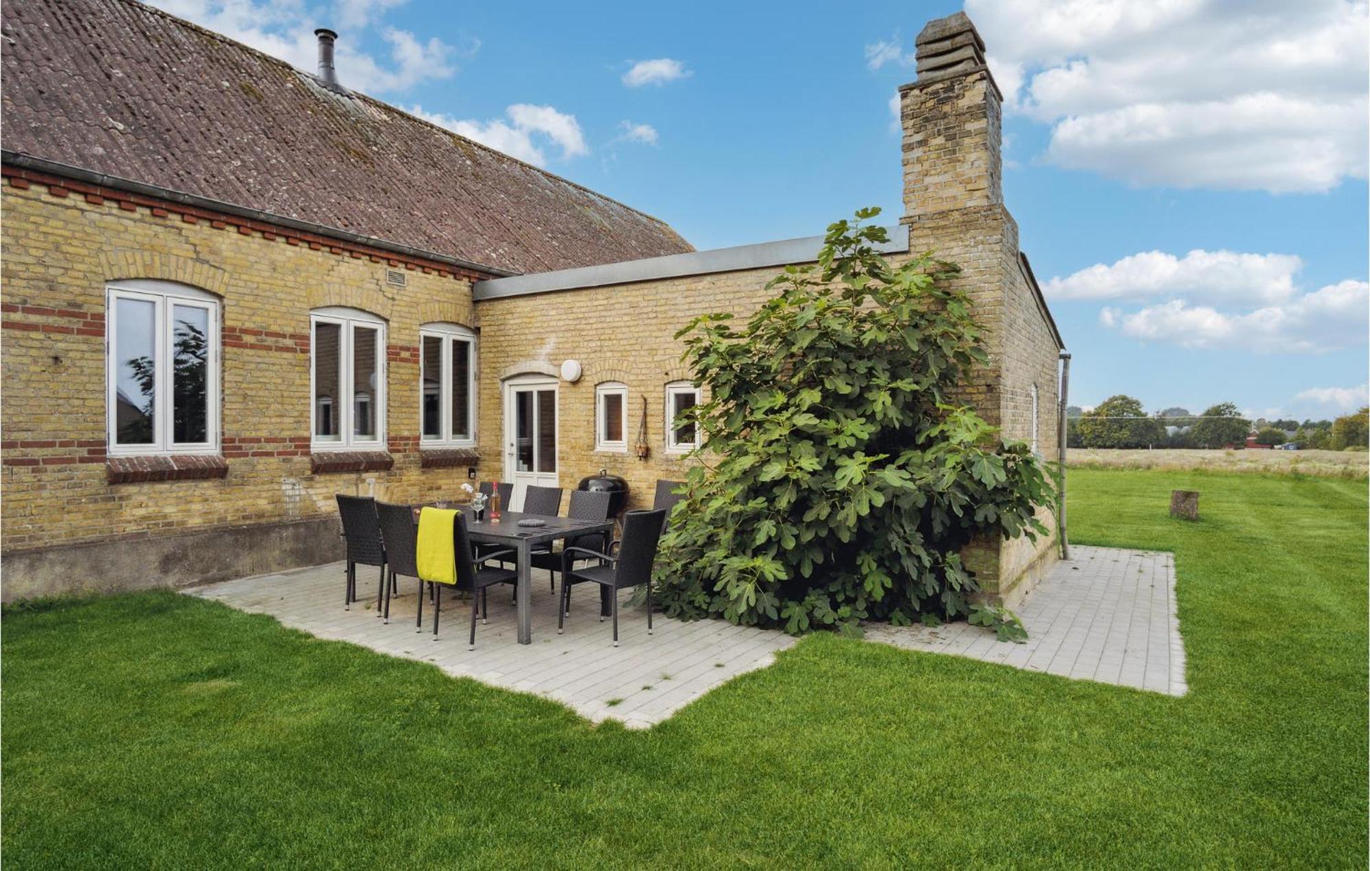 Stunning Home In Haderslev With Wifi Eksteriør billede